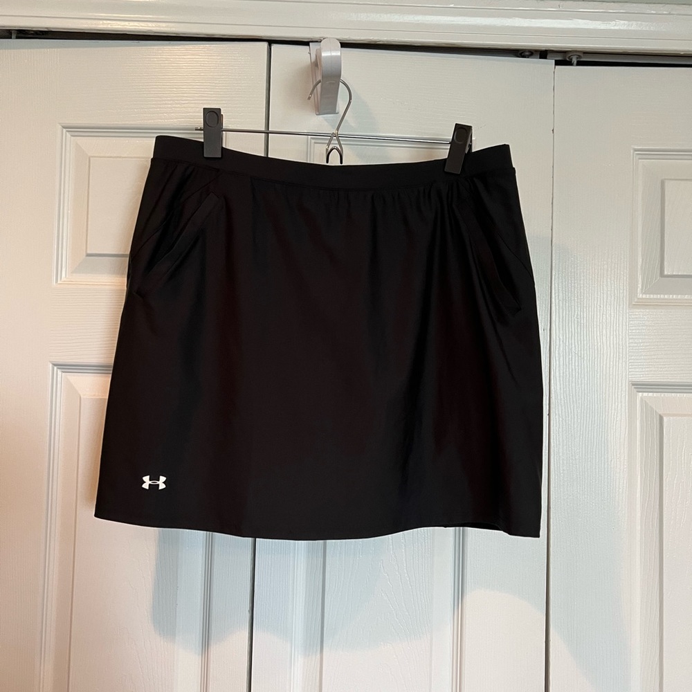 Under Armour golf skort